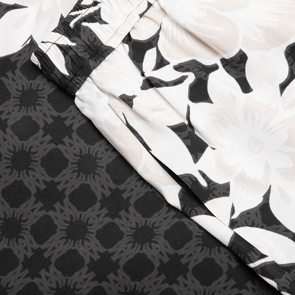 Garden Short - Black