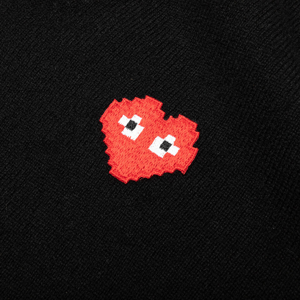 the Artist Invader V-Neck Pullover - Black