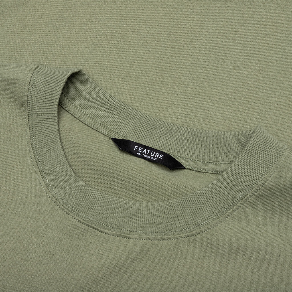 Wynn Plaza Tee - Oil Green